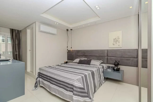Imagem Apartamento de 3 suites e 1 vaga de garagem frente mar em Balneário Camboriú/SC