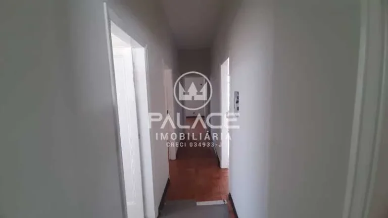 Imagem Excelente oportunidade para quem busca conforto, espaço e localização privilegiada!
 Casa muito b...