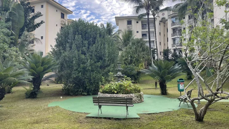 Imagem Apartamento em condomínio completo na Praia das Toninhas