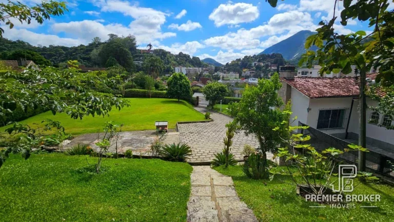 Imagem Casa à venda, 240 m² por R$ 3.499.000,00 - Bom Retiro - Teresópolis/RJ