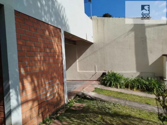 Imagem Casa a Venda no bairro Vista Alegre - Curitiba, PR