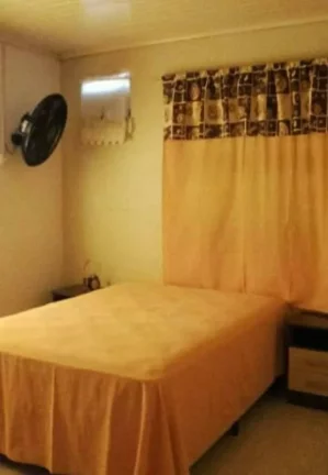 Imagem Casa 3 dormtórios com 3 Camas de Casal