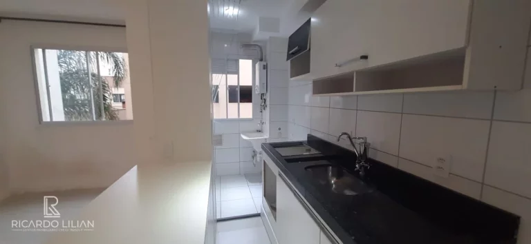 Imagem Apartamento com 2 dormitorios,sala, cozinha, banheiro social e area de serviços - Proximo a Via Anchieta - A VENDA!!!