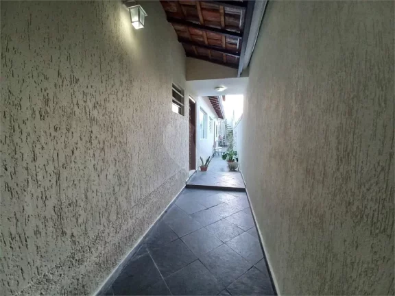 Imagem Casa à venda com 2 quartos, sendo 1 suíte, em Butantã, São Paulo - SP