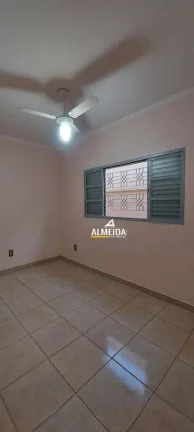 Imagem Casa com 3 dormitórios à venda, 130 m² por R$ 530.000,00 - Vila Alemã - Rio Claro/SP