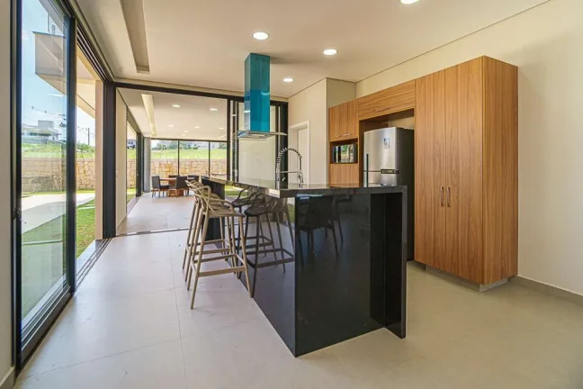 Imagem Casa de condomínio à venda em Itu, Jardim Villas do Golf, com 4 quartos, 331m2