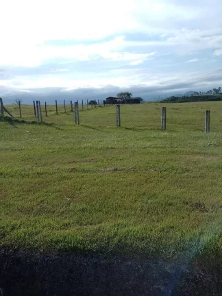 Imagem Propriedade Rural a venda em capelinha do amparo Carapebús RJ.