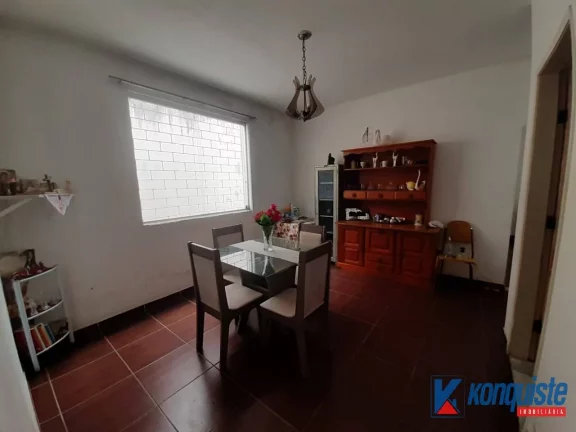 Imagem VENDO CASA NO CAPUCHINHOS
