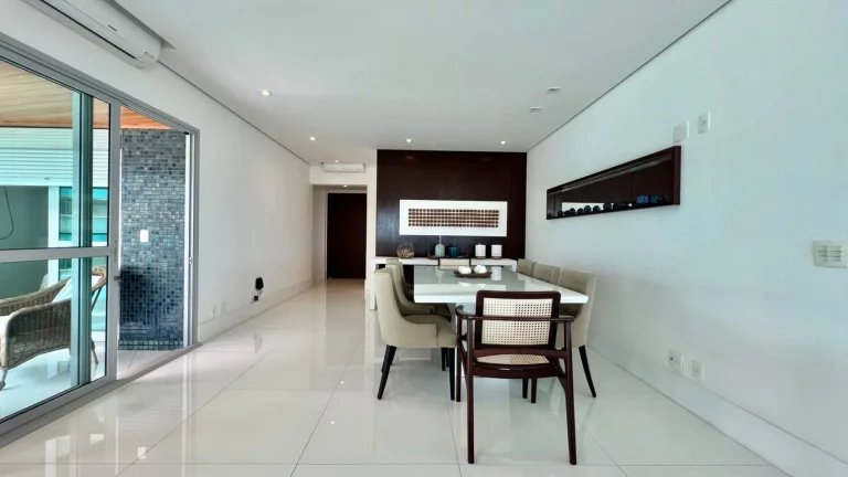 Imagem Apartamento à venda em Riviera de São Lourenço Módulo 02: 4 quartos, 4 suítes, 2 salas, 3 vagas, 252,10 m²