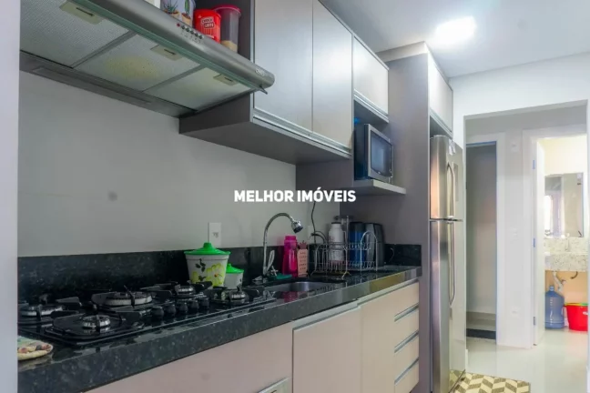Imagem Apartamento Semi Mobiliado á Venda com 02 Suítes