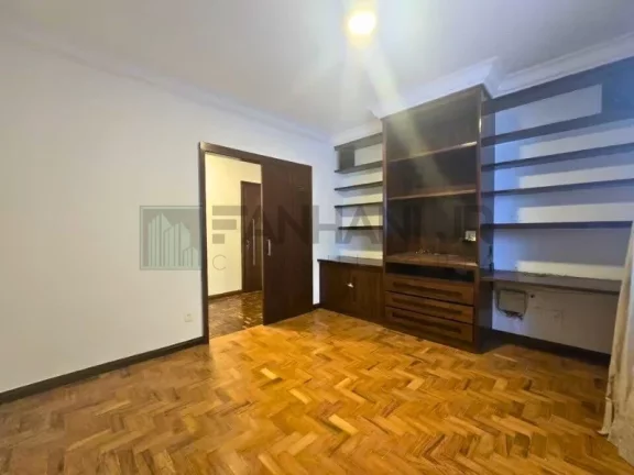 Imagem Imperdível! Apartamento à venda no Jardim Paulista São Paulo-SP: 3 quartos, 1 suíte, 2 salas, 4 banheiros, 2 vagas, 230m².