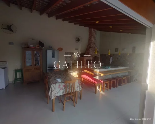 Imagem VENDE-SE Casa com 3 Dormitórios sendo 1 suite com Closet, Cozinha Ampla, Sala 2 Ambientes, Área Gourmet, Ofurô -Jardim Pacaembu - Jundiaí SP
