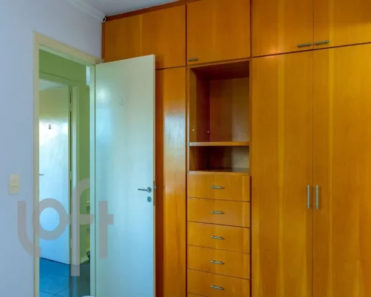Imagem Apartamento à venda em Vila Madalena com 2 quartos ( 1 suíte ) e 2 vagas, 62m².
