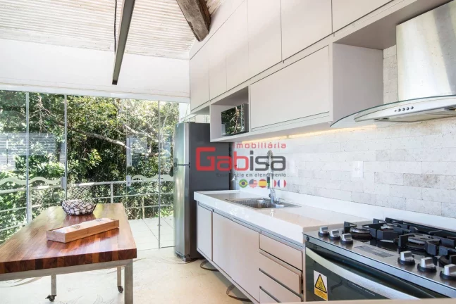 Imagem Casa com 4 dormitórios à venda, 340 m² por R$ 3.500.000,00 - Ferradura - Armação dos Búzios/RJ
