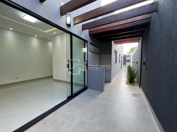 Imagem Imperdível oportunidade: Casa à venda em Campo Grande-MS, no Jardim Tijuca, com 3 quartos, 1 suíte, 3 salas, 1 banheiro, 3 vagas de garagem e 140m².