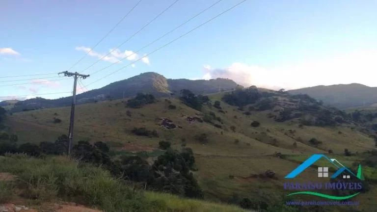 Imagem Seu Novo Lar em Paraisópolis MG: Infra Completa e Vista Panorâmica!