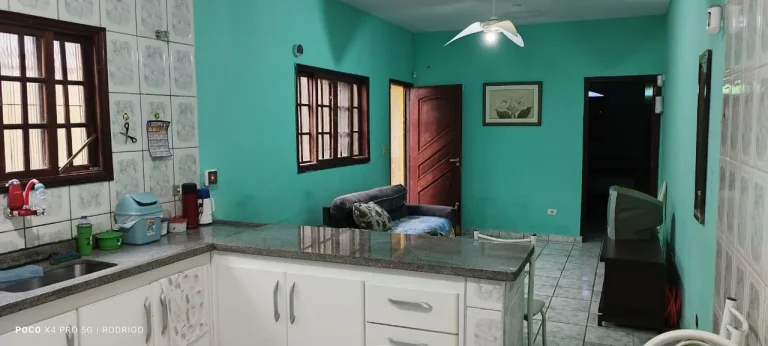 Imagem Casa para Venda em Itanhaém, Nova Itanhaem, 2 dormitórios, 1 suíte, 1 banheiro, 2 vagas