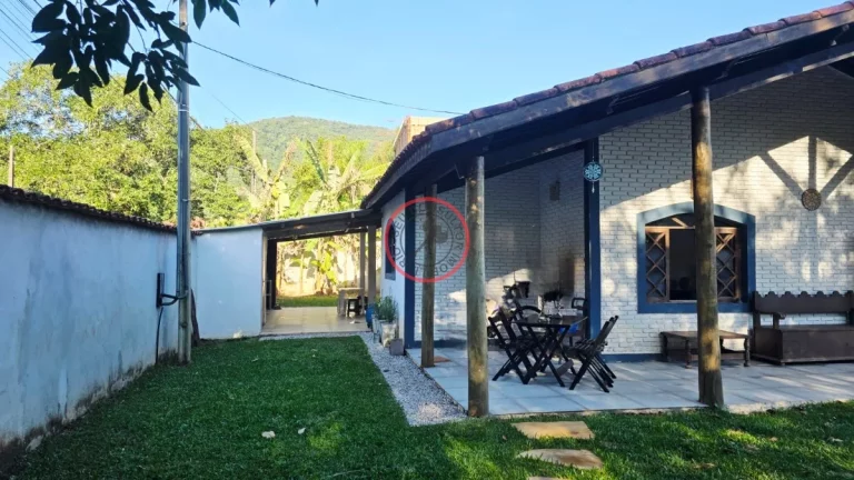 Imagem CASA A VENDA EM BOISSUCANGA, COM 3 DORMITÓRIOS, SENDO 1 SUÍTE, EM TERRENO DE 823 MT, 300 MT DE ÀREA CONSTRUÍDA,