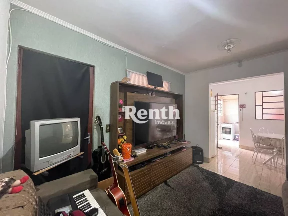 Imagem Casa com 2 dormitórios à venda por R$ 320.000 - Conjunto Residencial Vila Verde - Rio Claro/SP