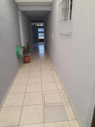 Imagem CASA TÉRREA A VENDA COM EDÍCULA NO PARQUE CAPAVA SANTO ANDRE