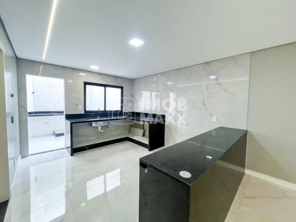 Imagem Casa Nova à Venda no Guará II: 3 Dormitórios e 278m² por R$1.294.700