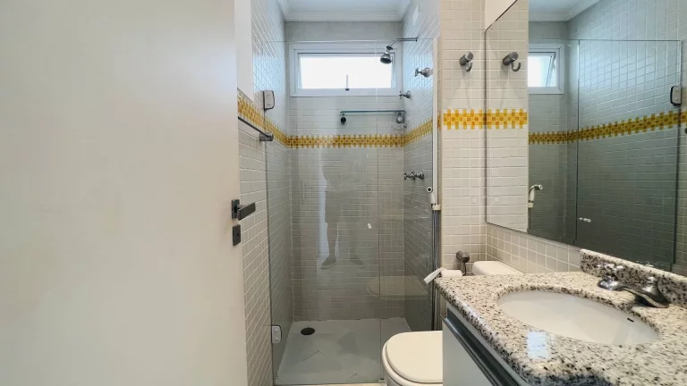 Imagem Apartamento Decorado em Andar Alto na Riviera de São Lourenço