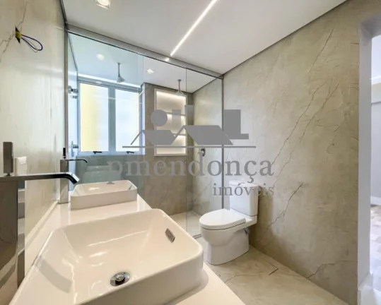 Imagem Apartamento reformado com 3 quartos sendo 1 suíte e 1 vaga à venda nas Perdizes, 121m2