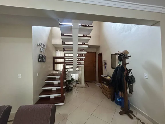 Imagem Casa com 3 dormitórios, 226 m² - venda por R$ 1.000.000,00 ou aluguel por R$ 8.850,00/mês - Santa Adélia - Vargem Grande Paulista/SP