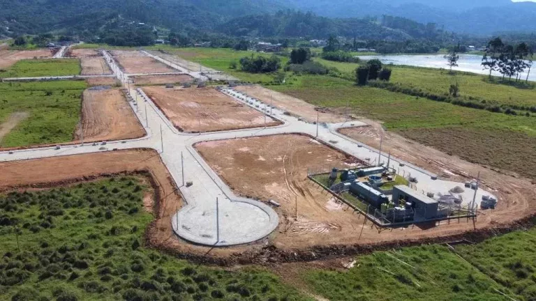 Imagem Terreno com 200m² no Bairro Sertão do Trombudo na Cidade de Itapema/SC