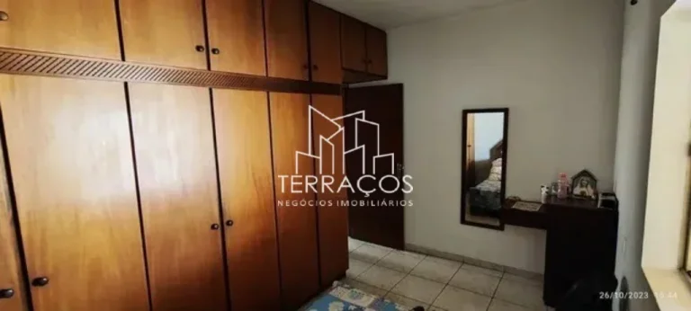 Imagem CASA TERREA COM PISCINA - MARIA DE FATIMA - VÁRZEA PAULISTA - SP