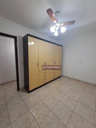 Imagem Sobrado com 3 dormitórios para alugar, 165 m² por R$ 5.385,00/mês - Vila Galvão - Guarulhos/SP