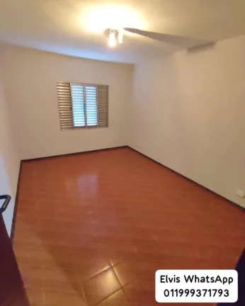 Imagem Lindo sobrado próximo a comércios