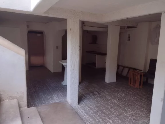 Imagem VENDE -SE CASA NO CENTRO DE T. OTONI