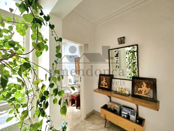 Imagem Excelente apartamento na Al Jaú com 276m², 3 quartos (2 suítes) e 2 vagas