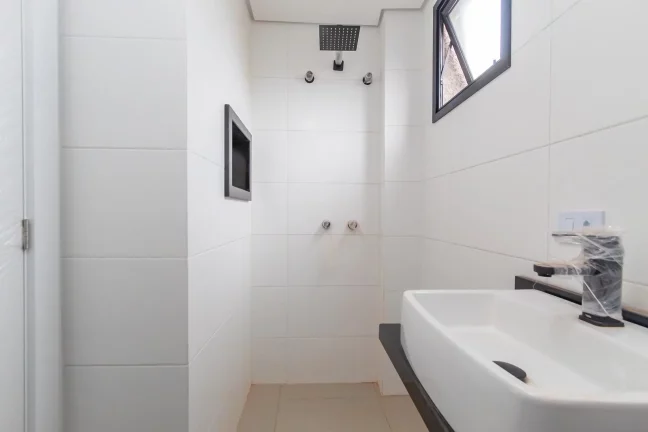 Imagem Residência esquina Vista Alegre 3 suítes