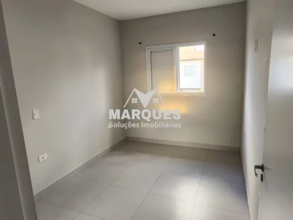 Imagem Sobrado em condominio c/ 2 suites e 2 vagas