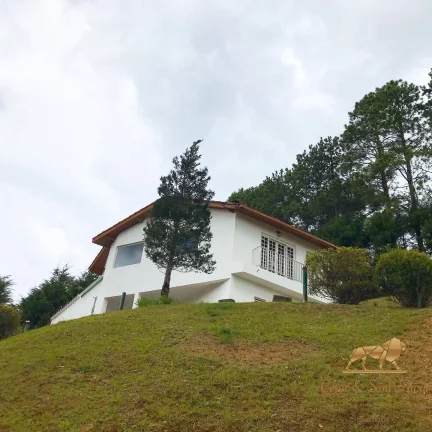 Imagem Casa de campo em condomínio exclusivo, a venda, em Campos do Jordão/SP