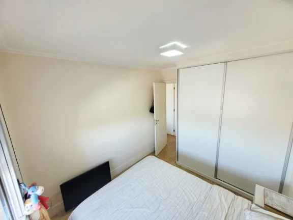 Imagem Apartamento 137M², 3Q, 1 Suíte, 4 Banheiros, 2 Vagas, Varanda, Condomínio Clube, Academia, Piscina, Sauna, Salão de Festas, Churrasqueira, Personal.