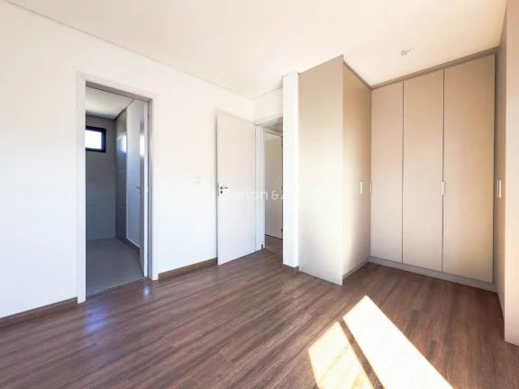 Imagem Triplex à venda no Condomínio M Houses - Chácaras Primavera, Campinas

Ideal para quem busca sofi...