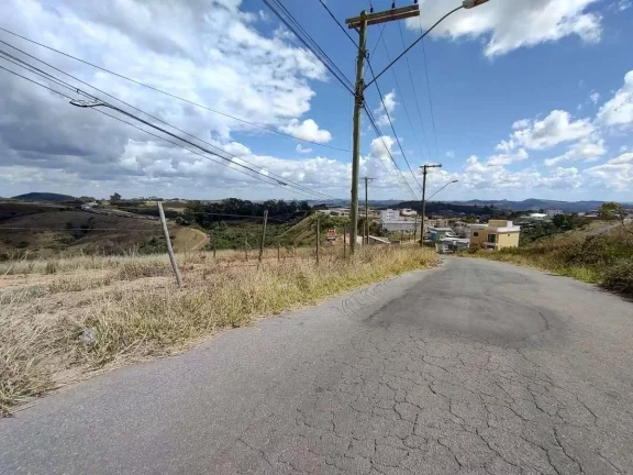 Imagem Lote com Vista Deslumbrante no Bairro Monte Mário em Barbacena MG
