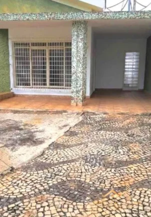 Imagem Casa com 4 dormitórios no centro de Mogi Mirim