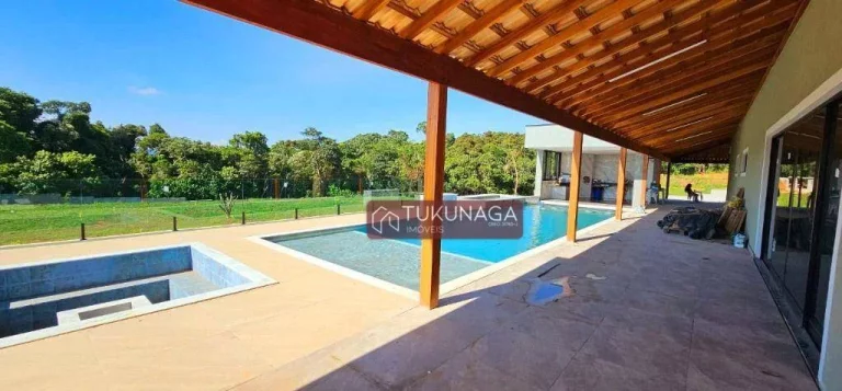 Imagem Chácara com 3 quartos à venda, 25000 m² por R$ 1.800.000 - Cocuera - Mogi das Cruzes/SP