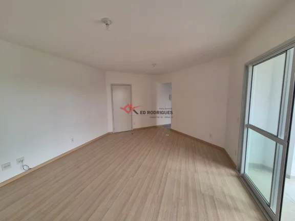 Imagem SOBRE O IMÓVEL:

Apartamento amplo, sala para 2 ambientes integrados com a sacada gourmet com churr...