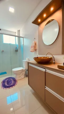 Imagem Apartamento à venda na praia de Gravatá em Navegantes, localizado na quadra mar, com 3 dormitórios, pronto para morar e semi mobiliado com a Adriano Carpes Imóveis.