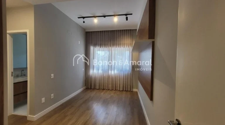 Imagem Este apartamento semi mobiliado, situado na Nova Campinas, oferece o equilíbrio ideal entre confort...