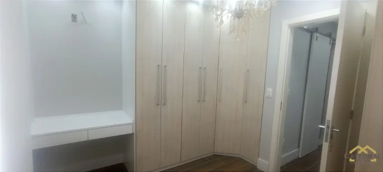 Imagem Sobrado com 2 quartos e 2 vagas em condomínio na Vila Maringá