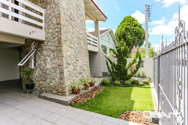 Imagem CASA DE 02 PAVIMENTOS - ÁREA DE 257,70m2 - CENTRO - RIO NEGRO/PR