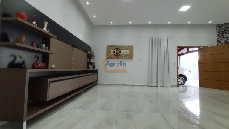 Imagem Casa à venda no bairro Jardim Bi-Centenário - Mogi Mirim/SP
