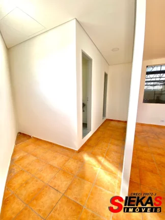 Imagem Galpão comercial para locação em Barueri-SP, Jardim Califórnia: 5 salas, 4 banheiros, 1.179m² de área!