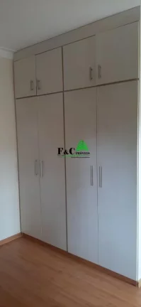 Imagem Casa para Venda em Limeira, Vila Queiroz, 4 dormitórios, 1 suíte, 4 banheiros, 4 vagas